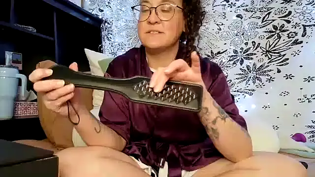 sareberr420 online show from April 19, 2026, 2:29 pm