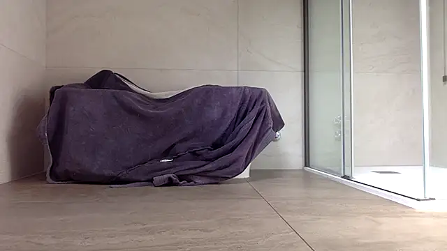 AsiaSlavePantyhosed online show from April 2, 2026, 12:34 pm