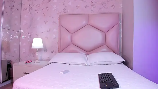 Snapshot of Hada_Potter chatting on November 29, 2025, 7:14 pm Hada Potter online show from November 29, 2025, 7:14 pm