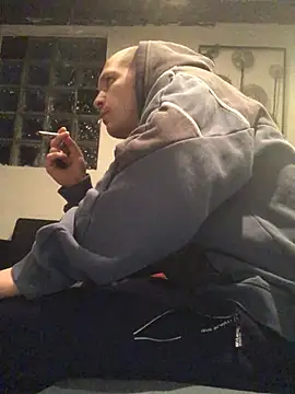 Spielzeugtwink online show from March 2, 2026, 10:38 pm