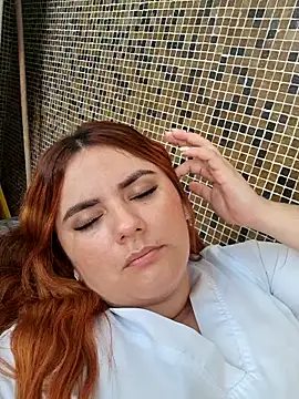 girl redhead bigtits online show from December 21, 2025, 6:20 pm