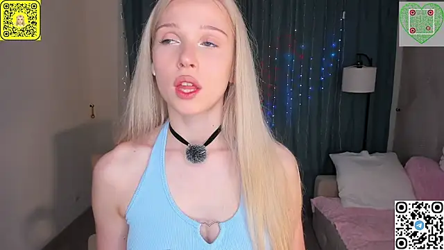 CherrylHolme online show from June 9, 2026, 9:38 pm