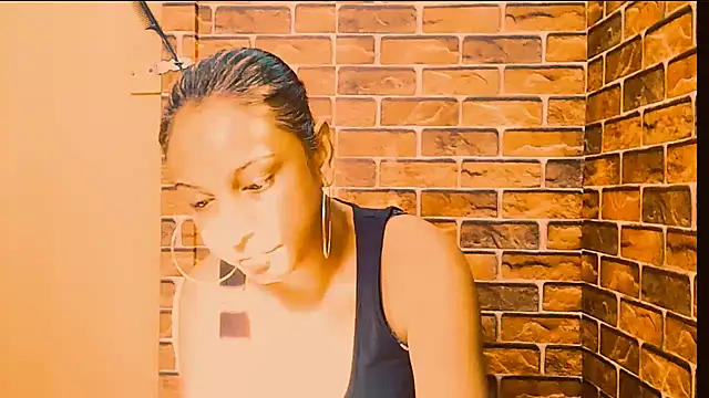 indian spice girl online show from June 1, 2026, 7:19 am