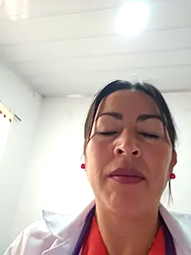 Snapshot of JustSamantha_ chatting on November 29, 2025, 1:00 pm JustSamantha online show from November 29, 2025, 1:00 pm