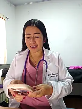 Snapshot of JustSamantha_ chatting on November 28, 2025, 12:49 pm JustSamantha online show from November 28, 2025, 12:49 pm