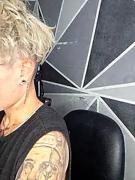 megan NL online show from January 15, 2026, 9:40 pm