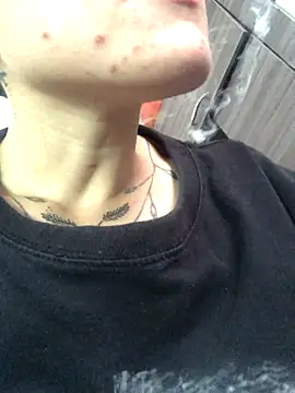 Snapshot of megan_NL chatting on November 20, 2025, 7:47 pm megan NL online show from November 20, 2025, 7:47 pm