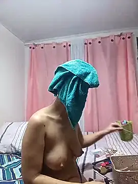 sarasol22 online show from November 22, 2025, 8:18 pm