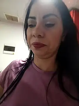 sarasol22 online show from December 3, 2025, 11:04 pm