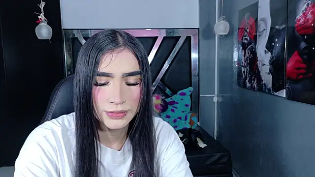 Evangeline Star1 online show from November 27, 2025, 8:09 pm