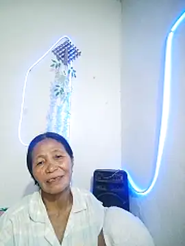 Snapshot of SampaguitaMama_Palangga chatting on November 20, 2025, 6:03 am SampaguitaMama Palangga online show from November 20, 2025, 6:03 am