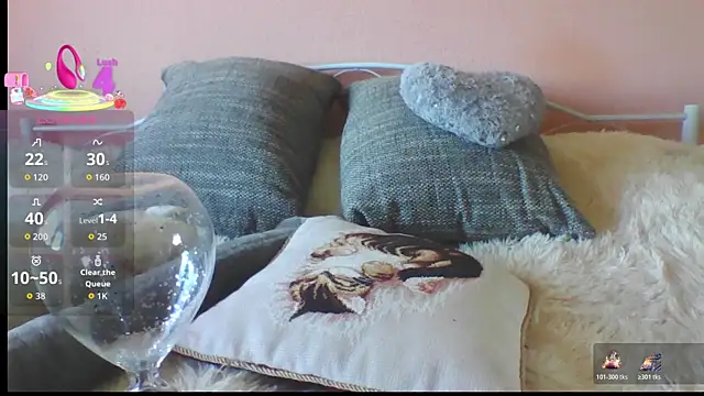 LisaHoneyLisa online show from April 25, 2026, 8:06 am