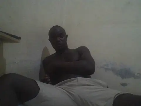 UsTwo  online show from November 20, 2025, 3:12 pm