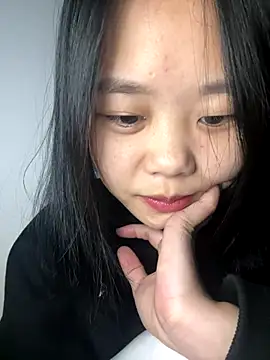 Snapshot of Kiee-lee chatting on November 28, 2025, 10:21 pm Kiee-lee online show from November 28, 2025, 10:21 pm