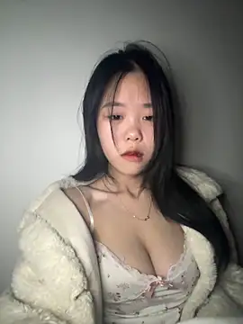 Snapshot of Kiee-lee chatting on November 26, 2025, 1:22 pm Kiee-lee online show from November 26, 2025, 1:22 pm