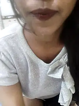 Simran 0011 online show from March 15, 2026, 4:14 pm