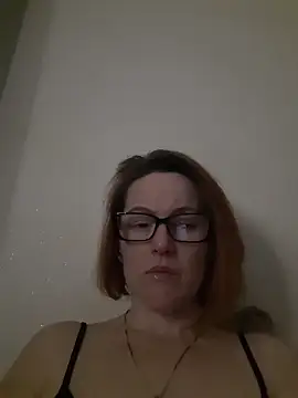 LanaOlbenst online show from April 14, 2026, 8:14 pm