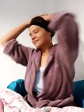 Snapshot of Cadence28 chatting on November 26, 2025, 4:34 am Cadence28 online show from November 26, 2025, 4:34 am