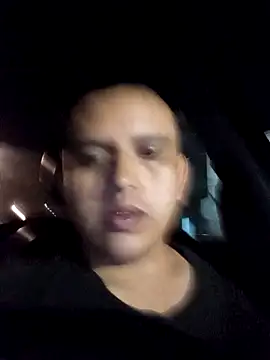 Snapshot of art-e9-2 chatting on November 25, 2025, 11:59 pm art-e9-2 online show from November 25, 2025, 11:59 pm