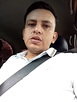 Snapshot of art-e9-2 chatting on November 24, 2025, 12:16 pm art-e9-2 online show from November 24, 2025, 12:16 pm