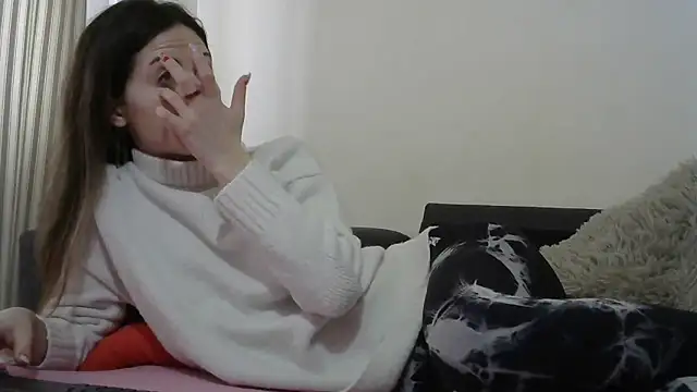 Snapshot of Erii18 chatting on February 2, 2026, 11:20 am Erii18 online show from February 2, 2026, 11:20 am