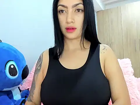 Snapshot of miabelmonte chatting on July 13, 2026, 9:25 pm miabelmonte online show from July 13, 2026, 9:25 pm