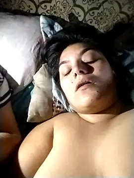 Snapshot of YouladyVidal chatting on November 25, 2025, 5:08 am YouladyVidal online show from November 25, 2025, 5:08 am