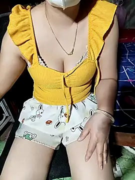 Andreena online show from November 22, 2025, 4:33 am