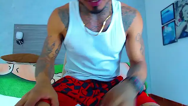 Hot Latino x online show from January 19, 2026, 12:31 pm