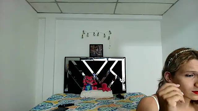 Venus2357 online show from April 26, 2026, 9:39 am