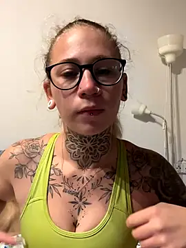 Antoniia69 online show from November 29, 2025, 2:39 pm