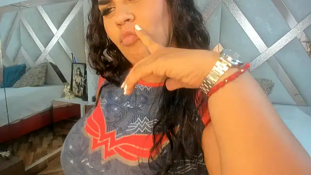 lathiffa online show from January 12, 2026, 2:18 am