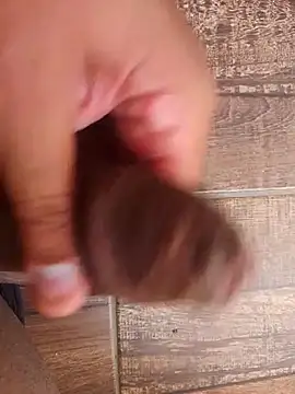 Titanblack39 online show from February 4, 2026, 7:42 pm