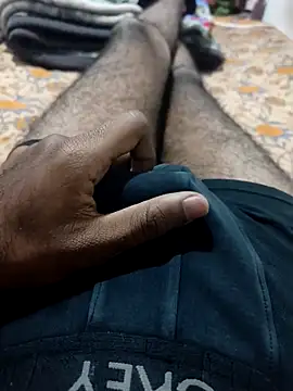 yuvrajpandey online show from December 4, 2025, 10:20 pm