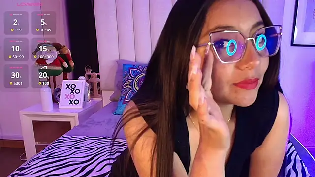 Snapshot of Mara_Wolf01 chatting on November 25, 2025, 7:36 pm Mara Wolf01 online show from November 25, 2025, 7:36 pm