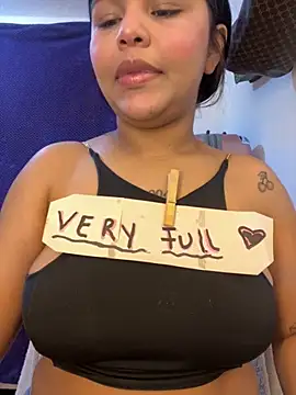 Snapshot of Brunette_Dirty_0limits chatting on December 13, 2025, 8:04 pm Brunette Dirty 0limits online show from December 13, 2025, 8:04 pm