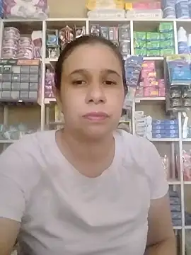 MIA-LARIOS online show from June 4, 2026, 2:44 pm