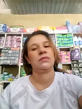 MIA-LARIOS online show from April 18, 2026, 3:25 pm