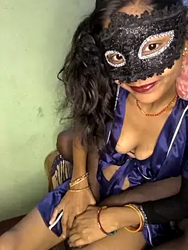 Laxmidevi000 online show from May 5, 2026, 6:16 am