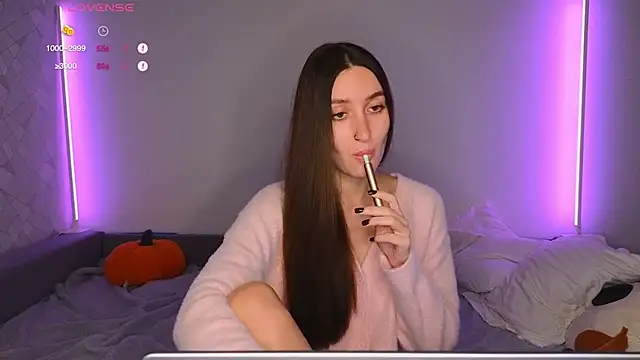 KikkyMi online show from November 29, 2025, 8:20 pm