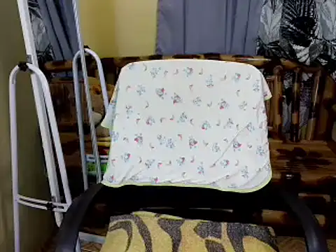 lovelyxmorena online show from March 15, 2026, 1:29 pm