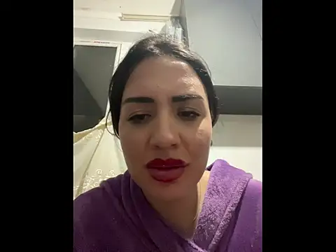     Eva     online show from December 2, 2025, 9:05 pm