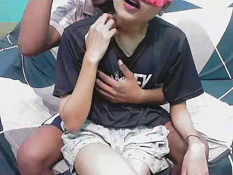 hello baby01 online show from February 26, 2026, 5:35 pm