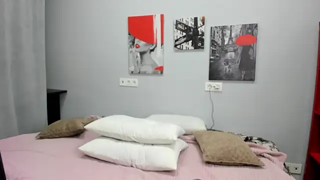 Snapshot of Brightly_Heizer chatting on July 9, 2026, 12:33 am Brightly Heizer online show from July 9, 2026, 12:33 am