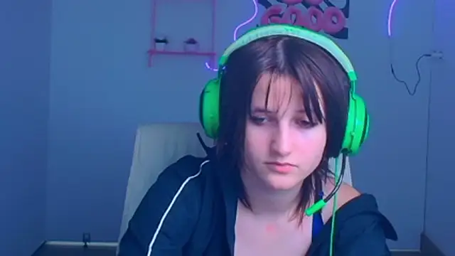 Alice Wonderme online show from January 9, 2026, 10:39 pm