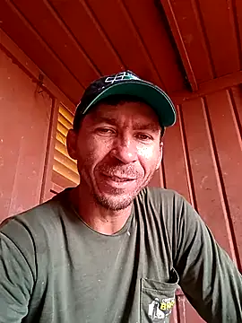 RobertoLuiz84 online show from January 15, 2026, 6:11 pm