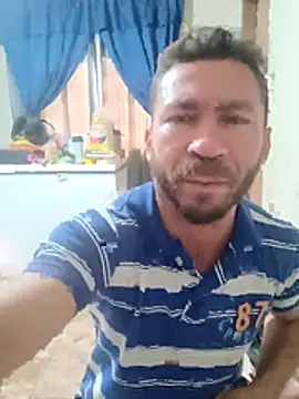 RobertoLuiz84 online show from May 4, 2026, 6:00 pm