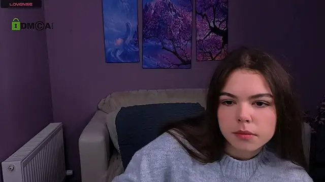 Snapshot of maddycats chatting on December 18, 2025, 10:08 am maddycats online show from December 18, 2025, 10:08 am