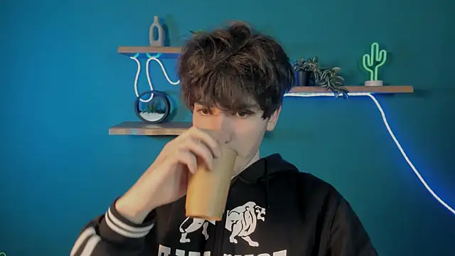 Snapshot of damon_rich chatting on November 30, 2025, 9:32 am damon rich online show from November 30, 2025, 9:32 am