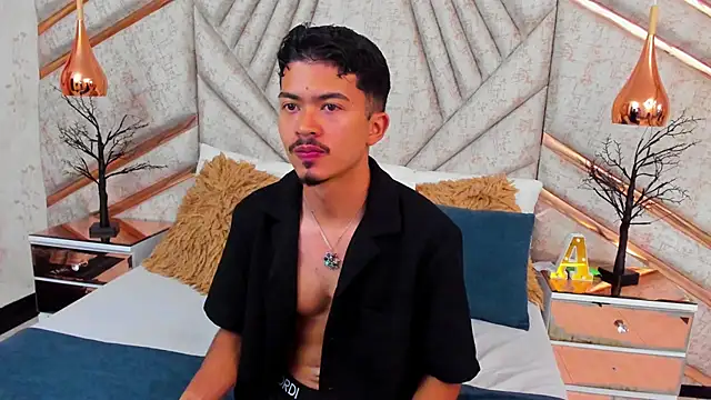 Snapshot of NicolaiKarav chatting on November 28, 2025, 11:10 am NicolaiKarav online show from November 28, 2025, 11:10 am